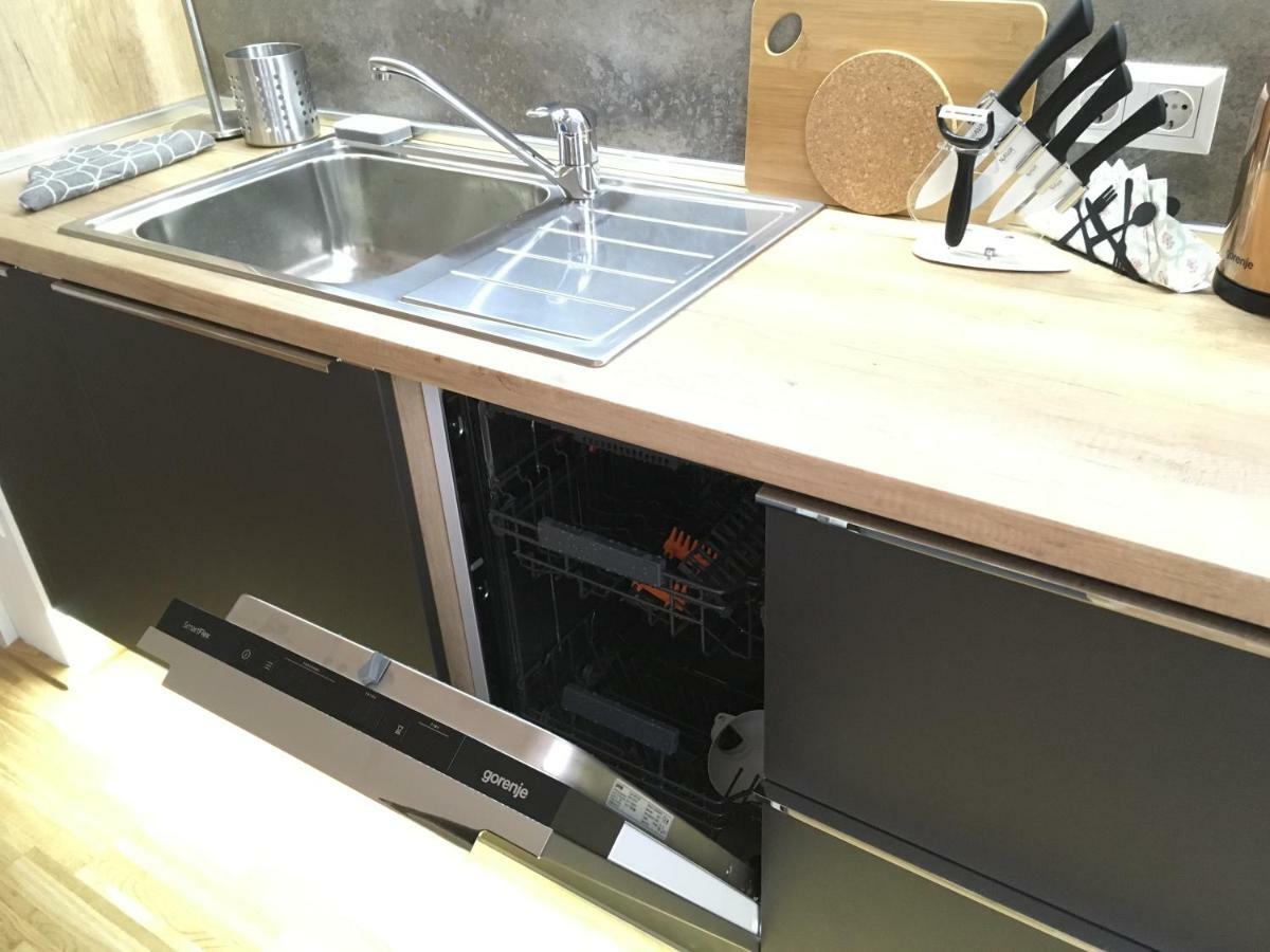 Luxury Belvedere View New Apartment Вена Экстерьер фото